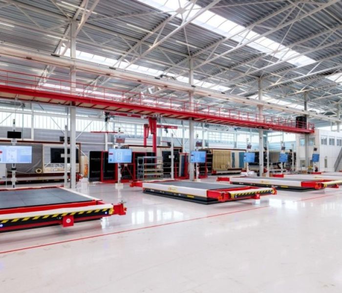 WEWO omni AGVs for Daiwa House Modular (Foto: Navitec Systems Oy)