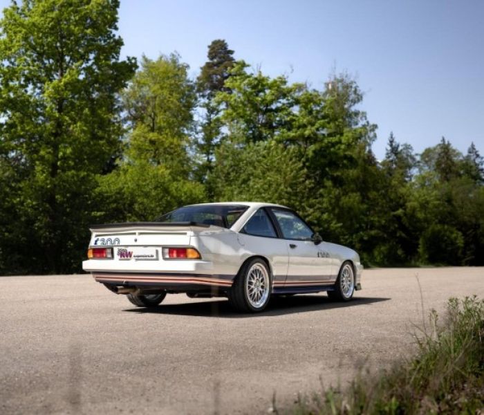 KW V3 Klassik Fahrwerk Opel Manta B Standaufnahme (Foto: KW automotive GmbH)